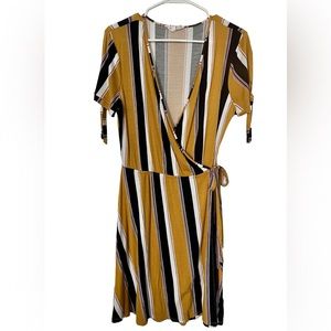 Pink Rose • Wrap Dress • Size Large